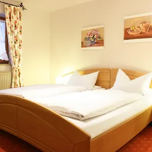 https://ferienhaus-beim-veitele.com-bavaria.com