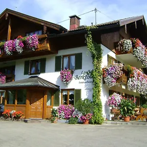 https://landhaus-berktold.com-bavaria.com